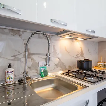 Apartment Artisti - Happy