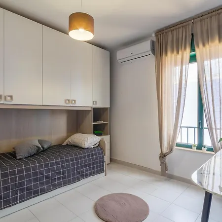 Apartment Artisti - Happy