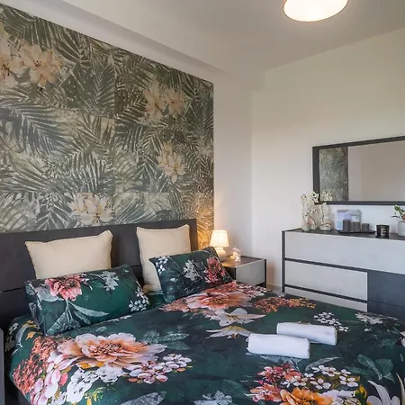 Apartment Artisti - Happy *