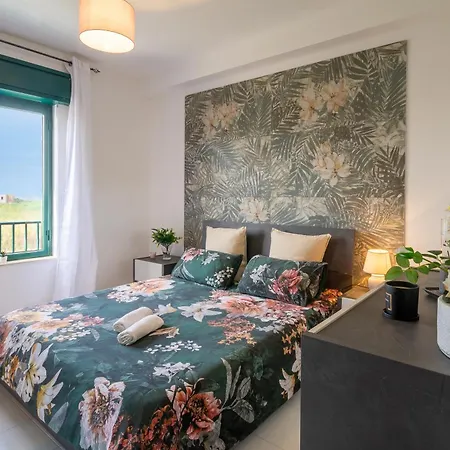Apartment Artisti - Happy